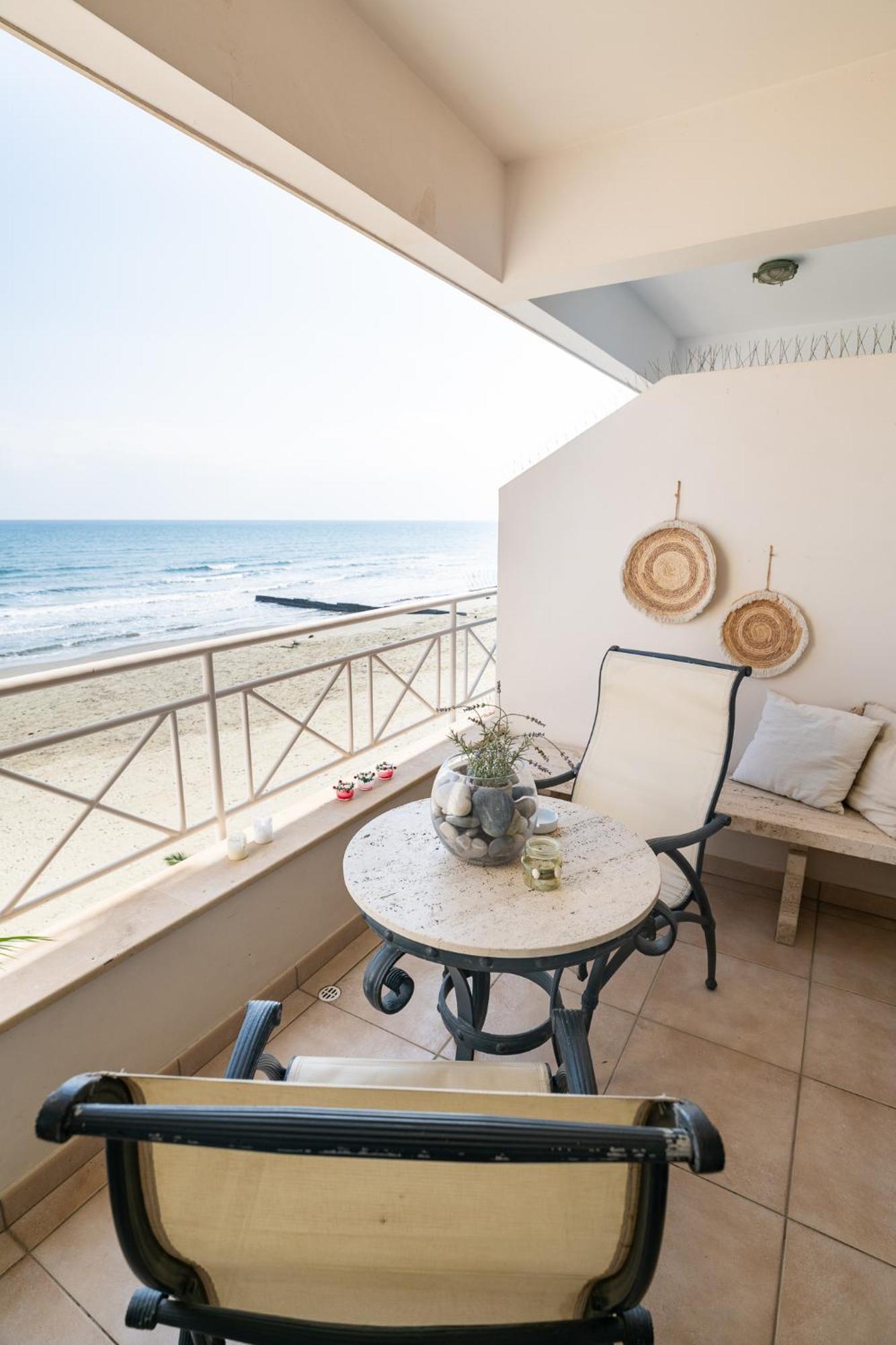 Quattro Beachfront Sea View Ap 4 Λάρνακα Εξωτερικό φωτογραφία