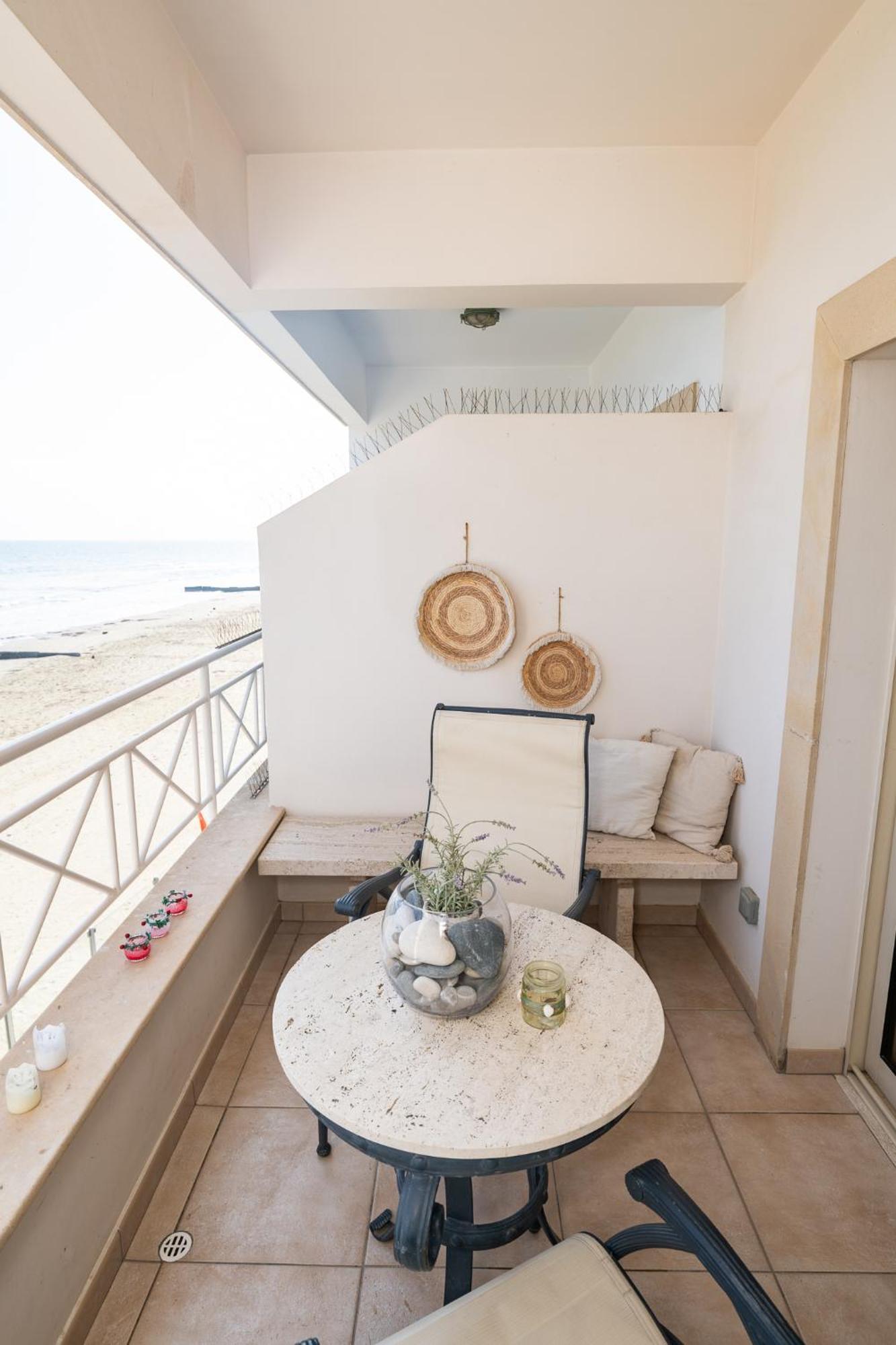 Quattro Beachfront Sea View Ap 4 Λάρνακα Εξωτερικό φωτογραφία